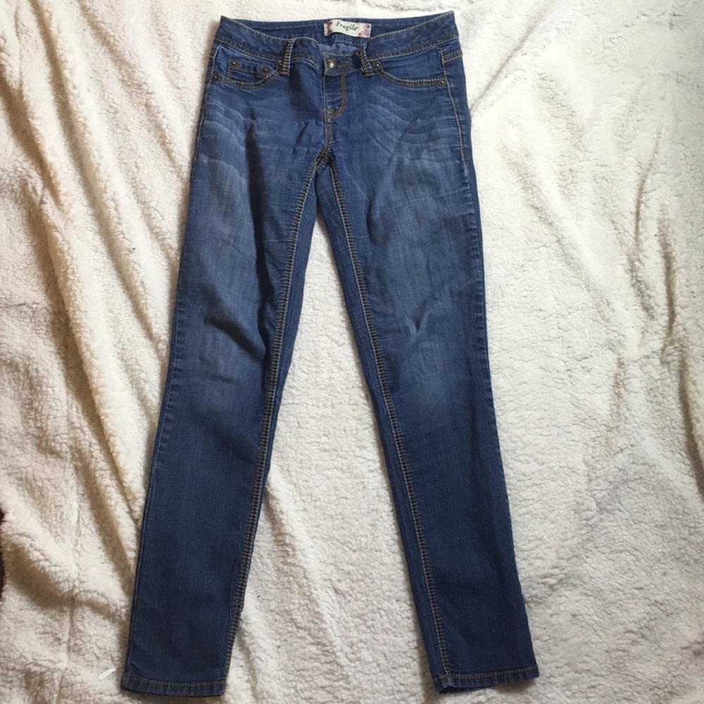 Fragile Jeans Size 5/7